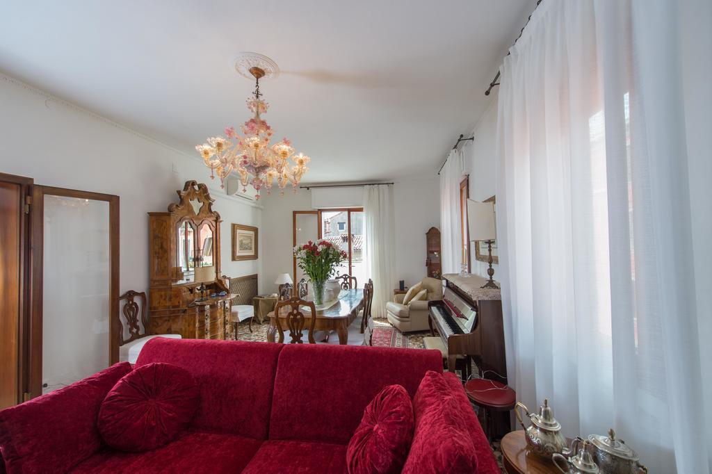 Savoia & Jolanda Apartments 2 Venice Ngoại thất bức ảnh